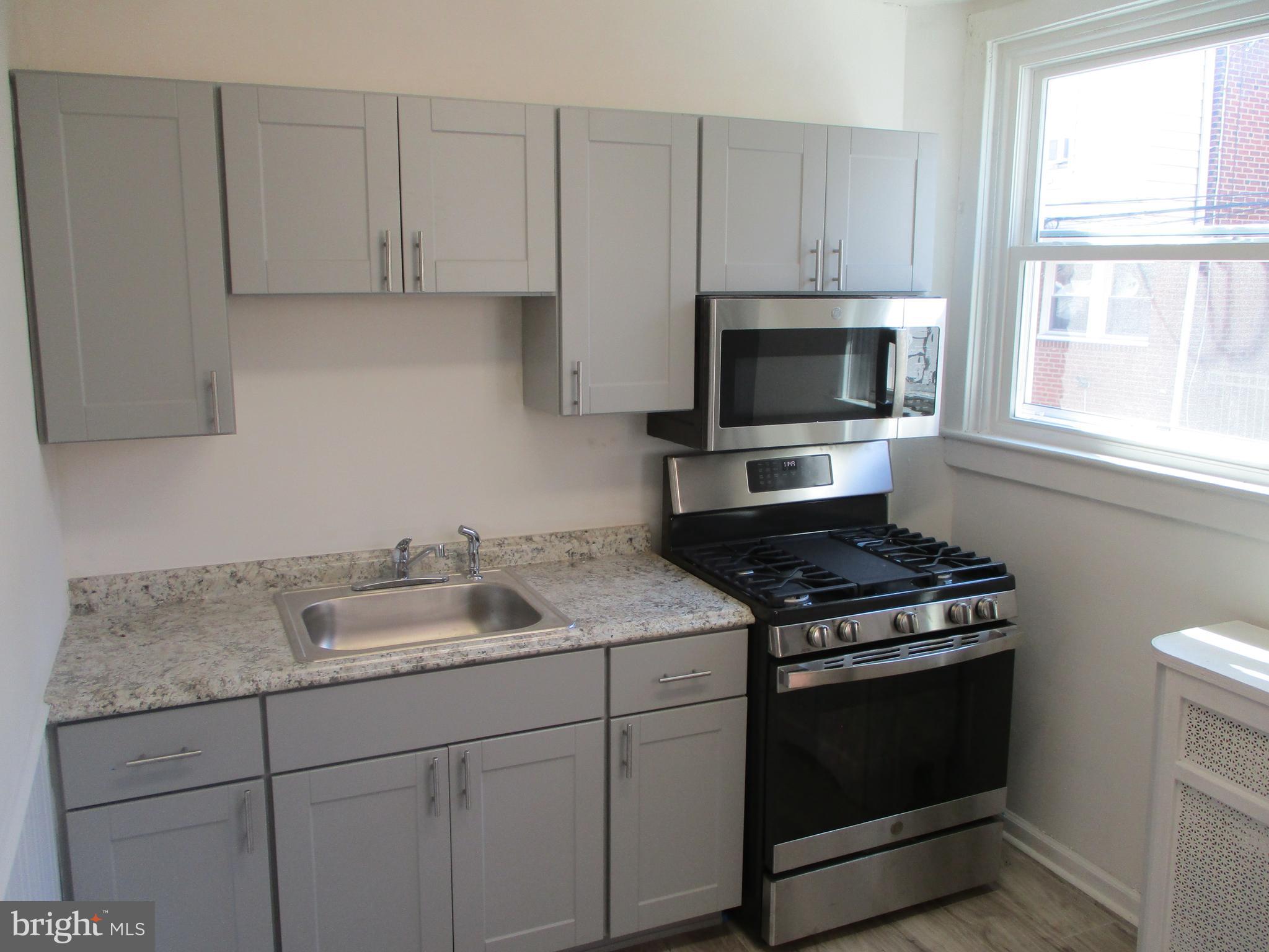 2952 Robbins Street Philadelphia, PA 19149 - Photo 9 of 19 Kitchen