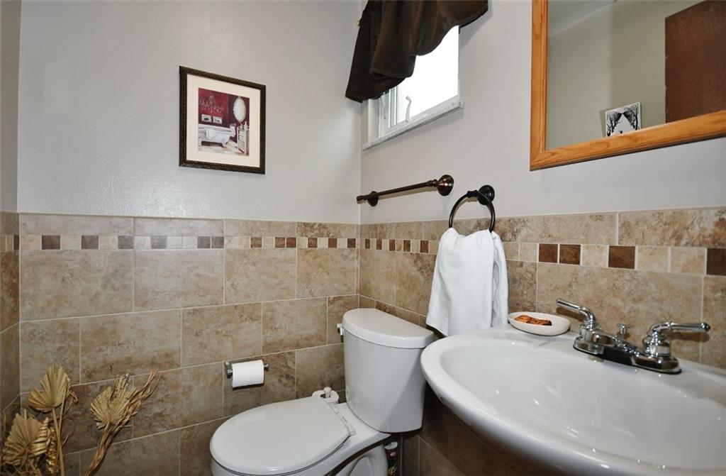 5069 Raintree Drive Pittsburgh, PA 15236 - Photo 11 of 21 Gallery Image 11