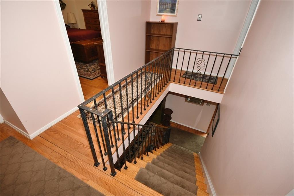 5069 Raintree Drive Pittsburgh, PA 15236 - Photo 12 of 21 Gallery Image 12