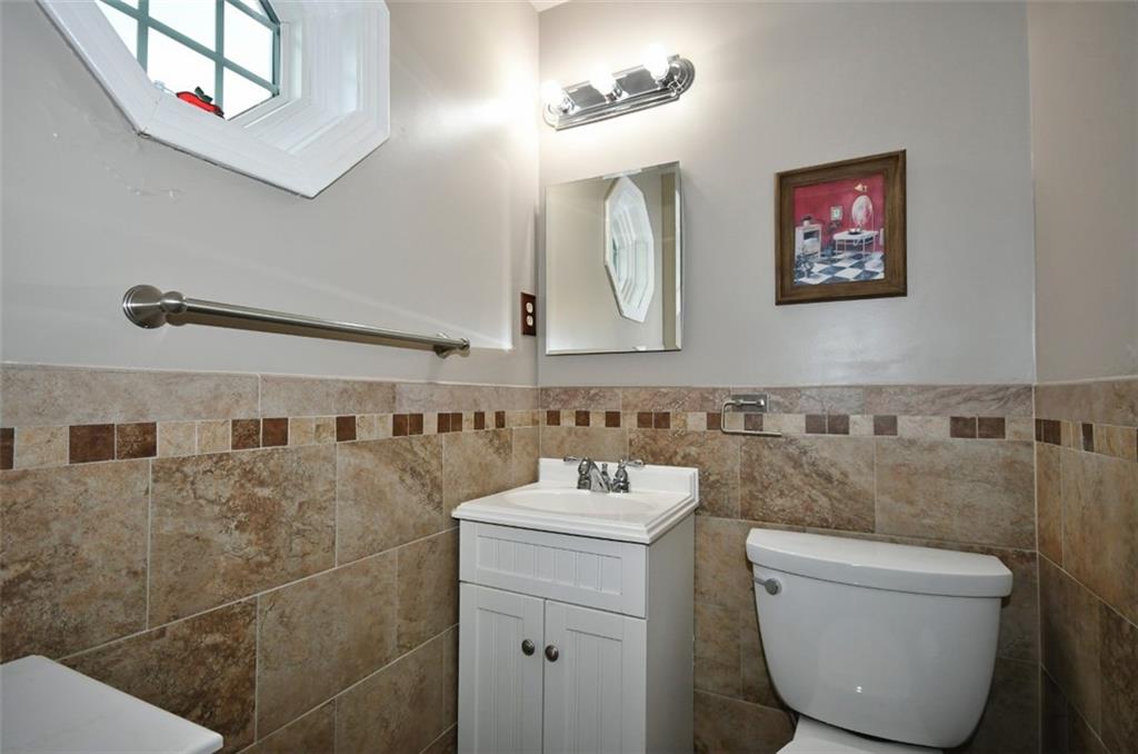 5069 Raintree Drive Pittsburgh, PA 15236 - Photo 14 of 21 Gallery Image 14