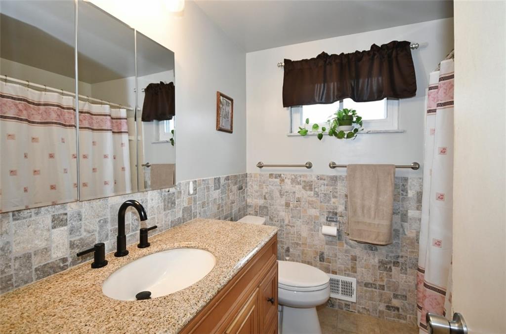 5069 Raintree Drive Pittsburgh, PA 15236 - Photo 17 of 21 Gallery Image 17