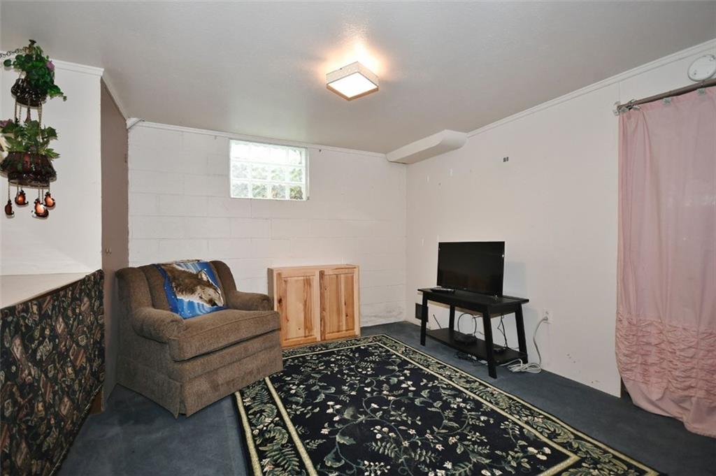 5069 Raintree Drive Pittsburgh, PA 15236 - Photo 18 of 21 Gallery Image 18