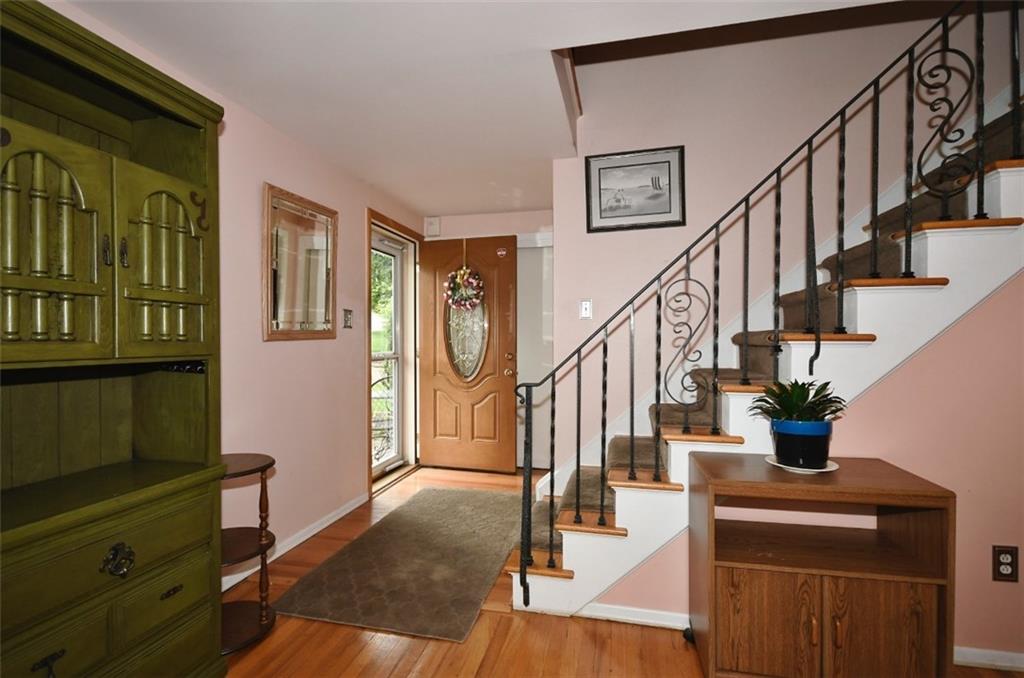 5069 Raintree Drive Pittsburgh, PA 15236 - Photo 2 of 21 Gallery Image 2
