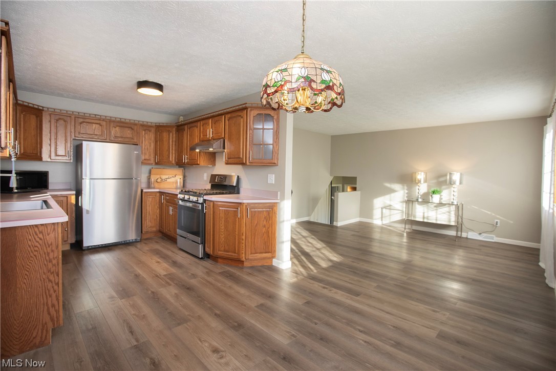 9030 Reed Road North Ridgeville, OH 44039 - Photo 8 of 35 Kitchen