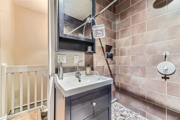 $4,000 | 1825 West Virginia Avenue, Denver, CO 80223