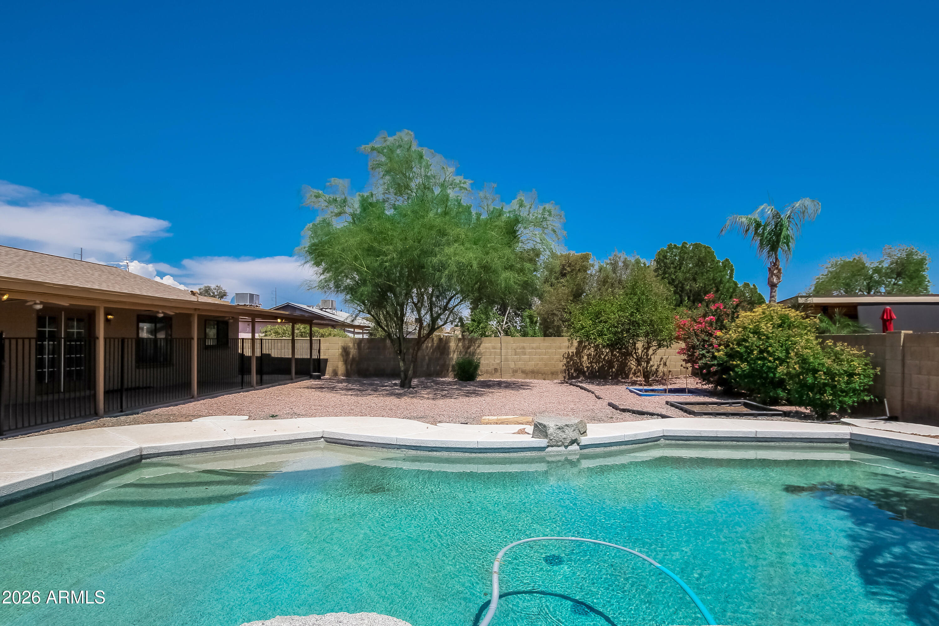 2839 West Wagoner Road Phoenix, AZ 85053 - Photo 15 of 15 1020634.2839 W WAGONER RD - Rear View