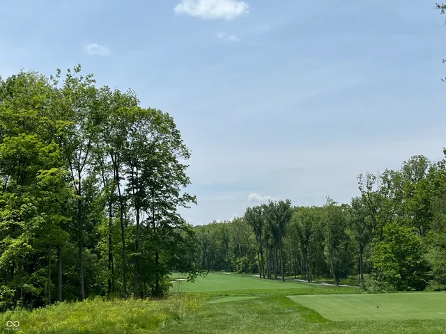 $649,900 | 10379 Dartmoor Way, Zionsville, IN 46077