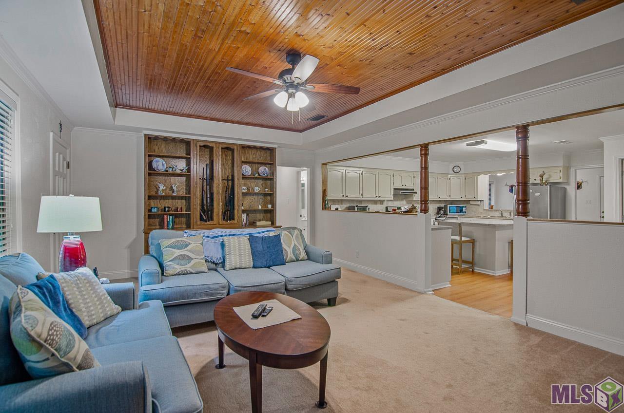 18057 Manchac Acres Road Prairieville, LA 70769 - Photo 8 of 19 Gallery Image 8