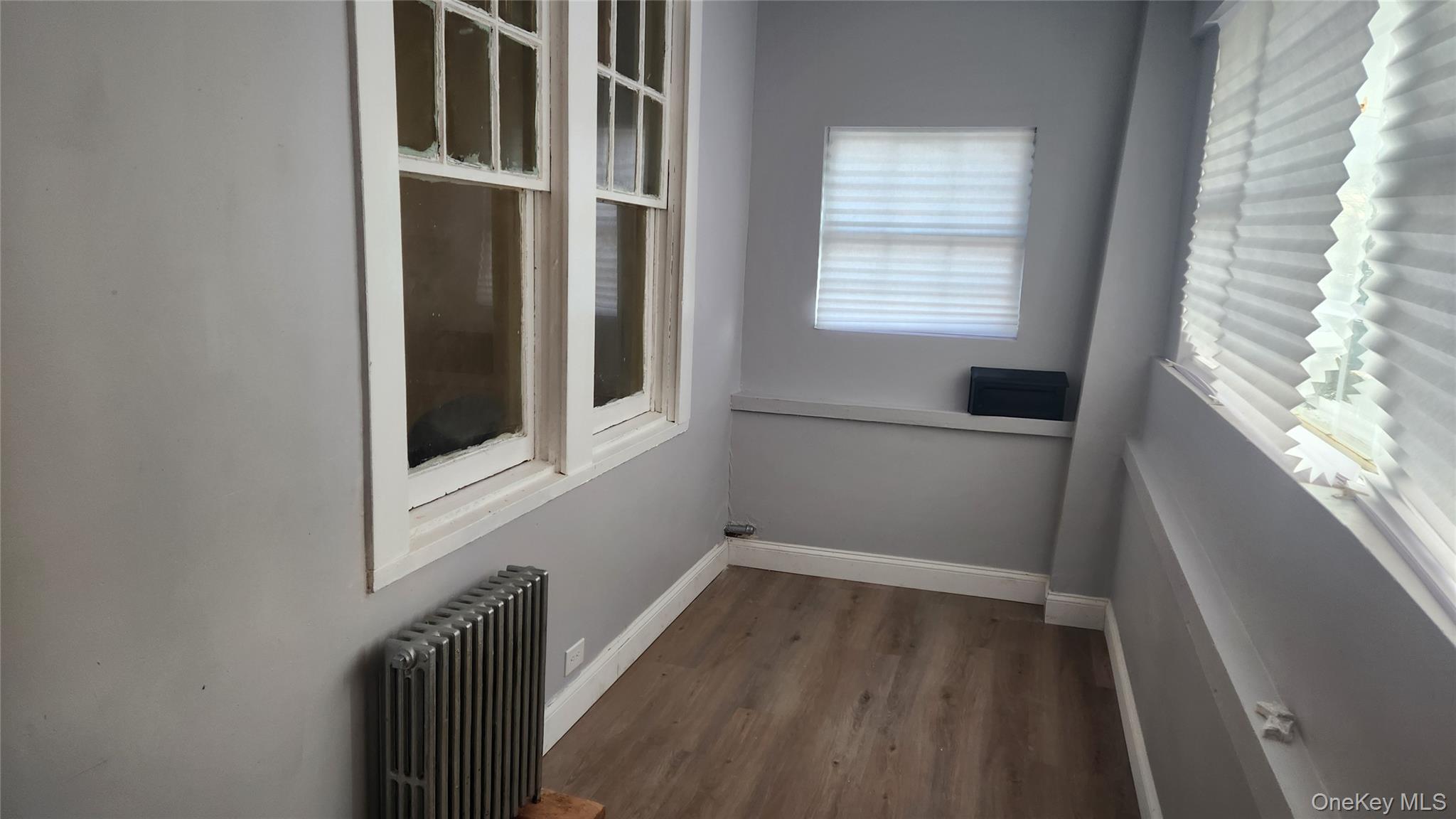 75 Ingraham Street Hempstead, NY 11550 - Photo 2 of 5