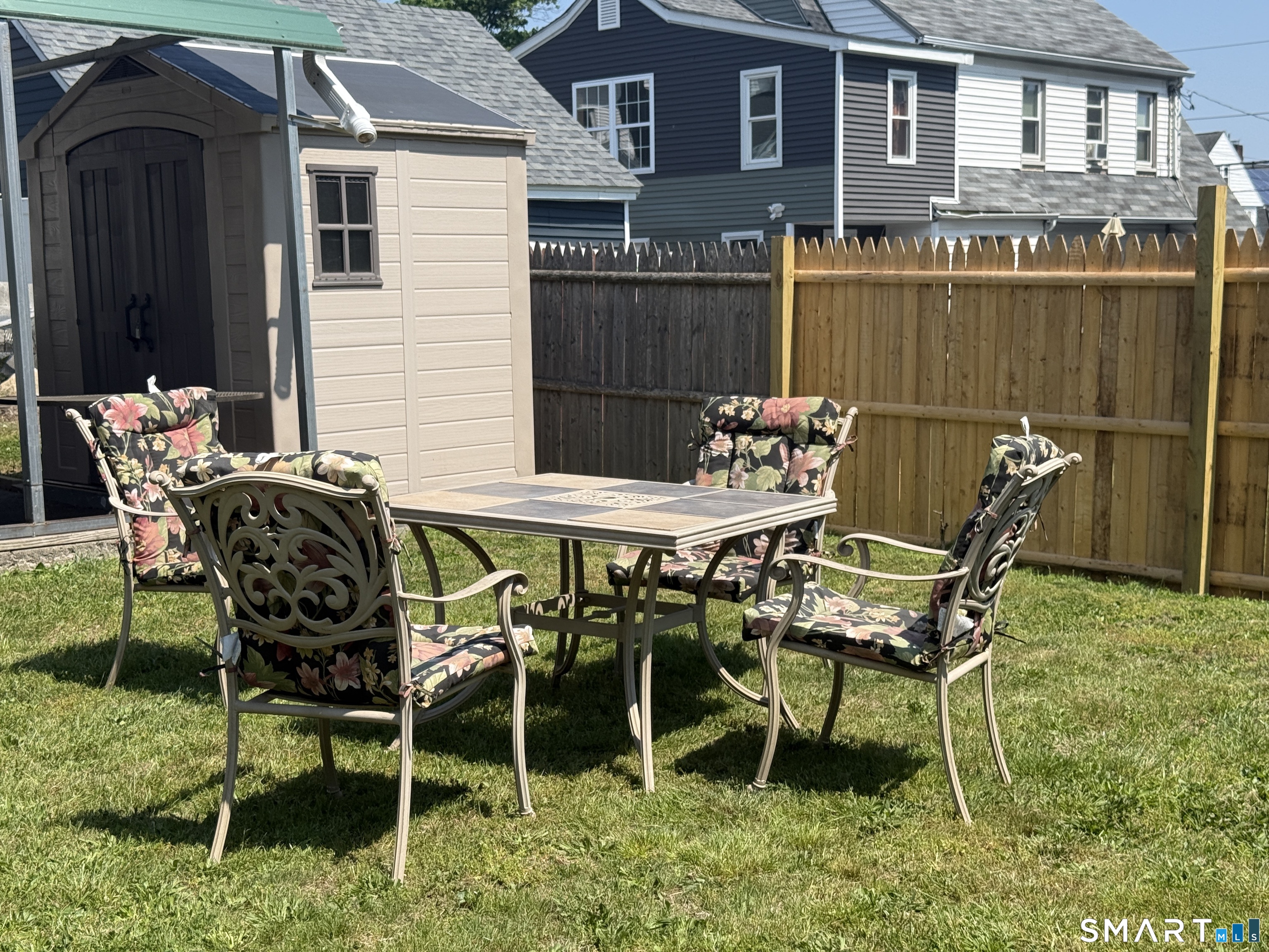 41-45 Wade Street Bridgeport, CT 06604 - Photo 5 of 40