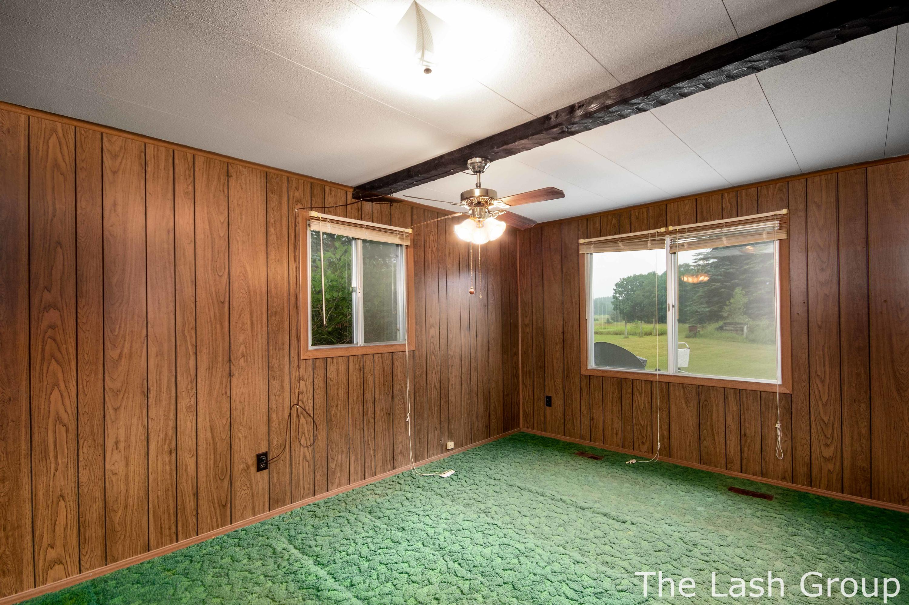 21387 West 6 Mile Road Reed City, MI 49677 - Photo 11 of 31 21387 6 Mile-33