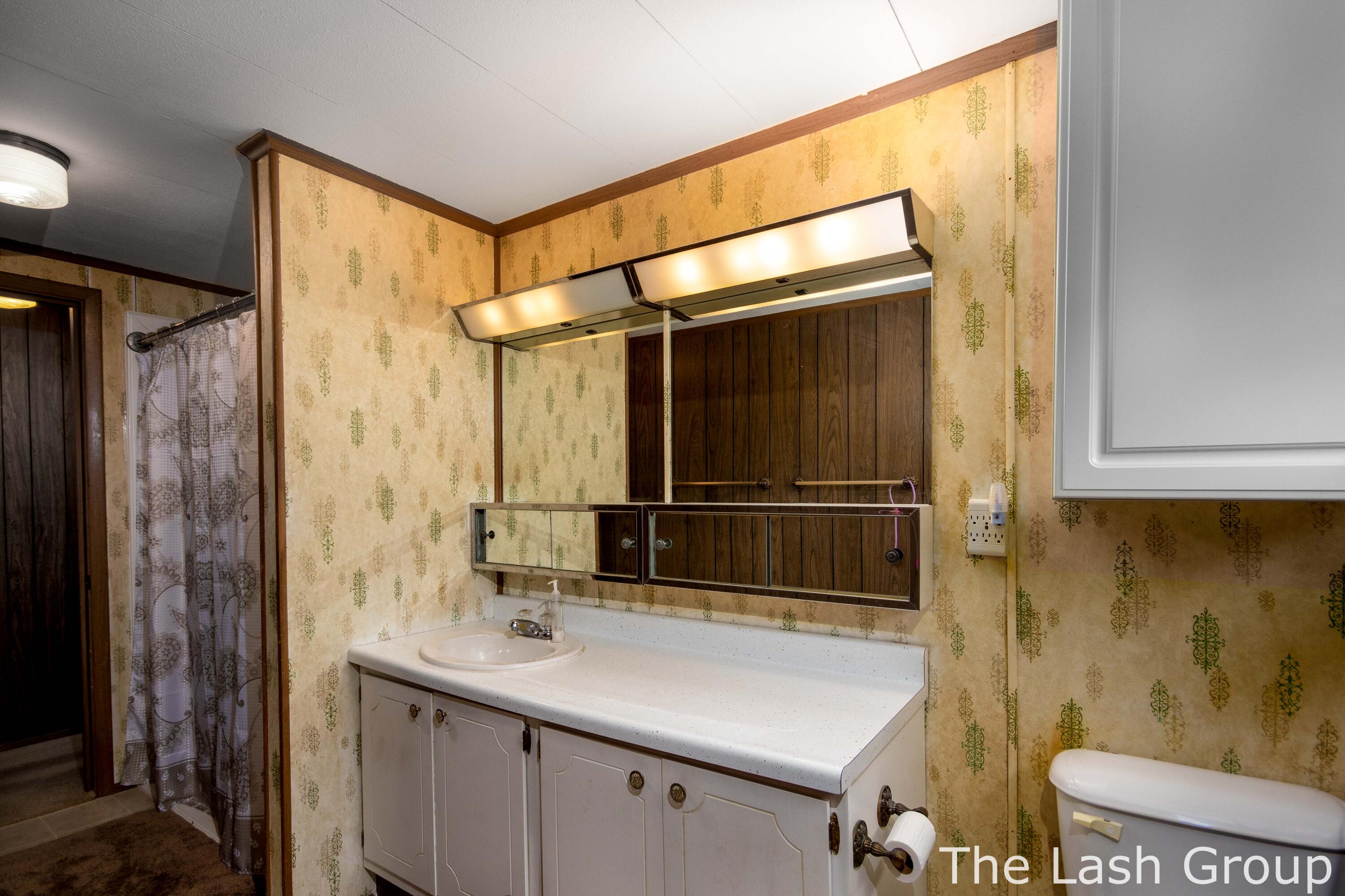 21387 West 6 Mile Road Reed City, MI 49677 - Photo 12 of 31 21387 6 Mile-30