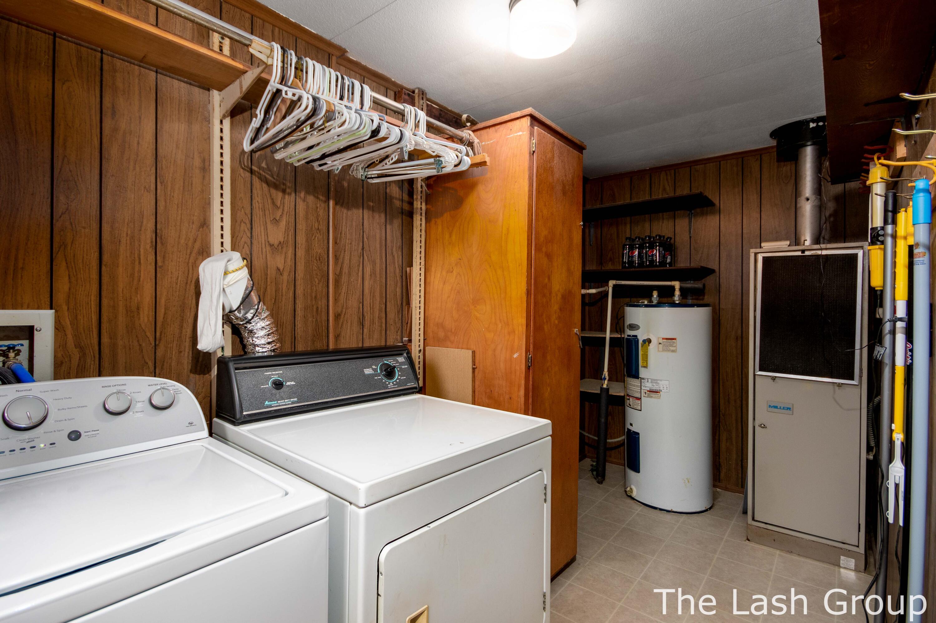 21387 West 6 Mile Road Reed City, MI 49677 - Photo 14 of 31 21387 6 Mile-29