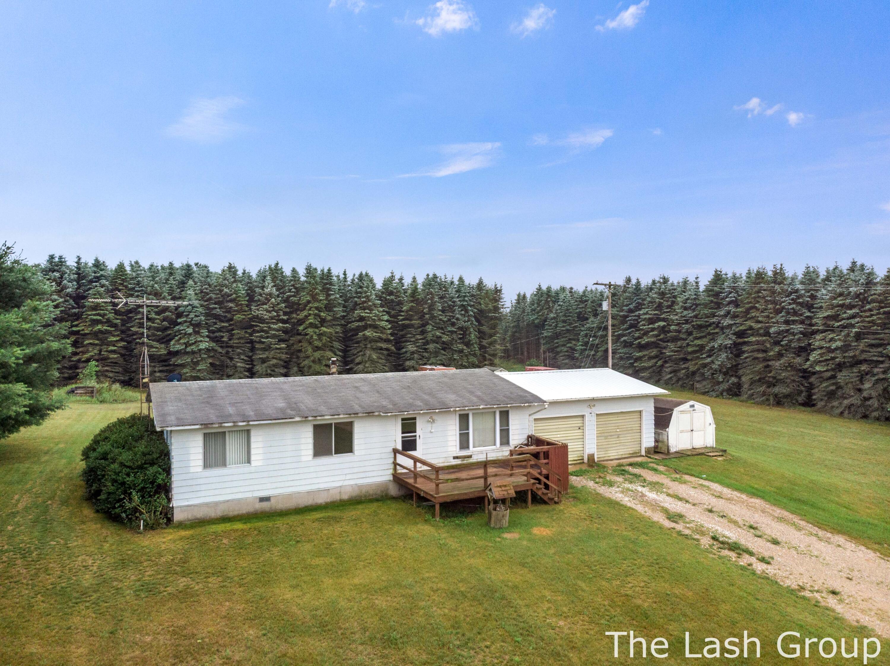21387 West 6 Mile Road Reed City, MI 49677 - Photo 29 of 31 21387 6 Mile-12