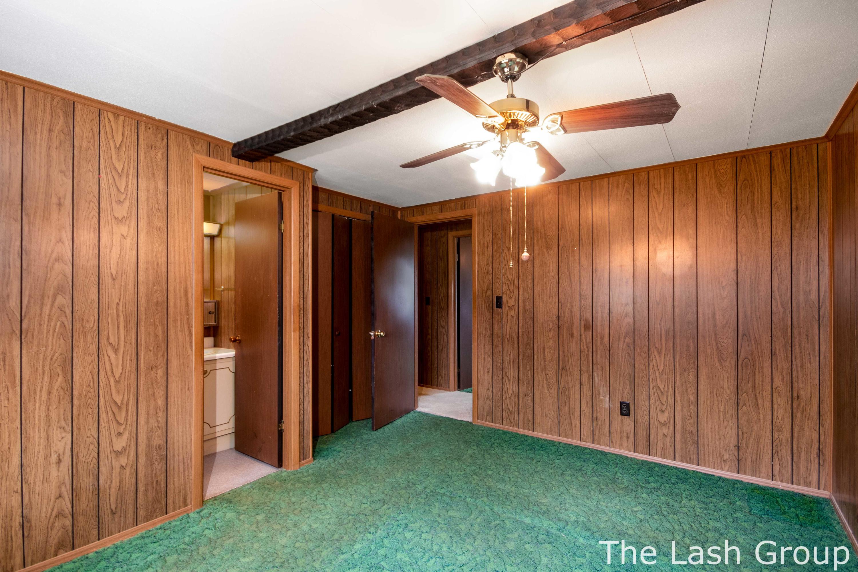 21387 West 6 Mile Road Reed City, MI 49677 - Photo 7 of 31 21387 6 Mile-34