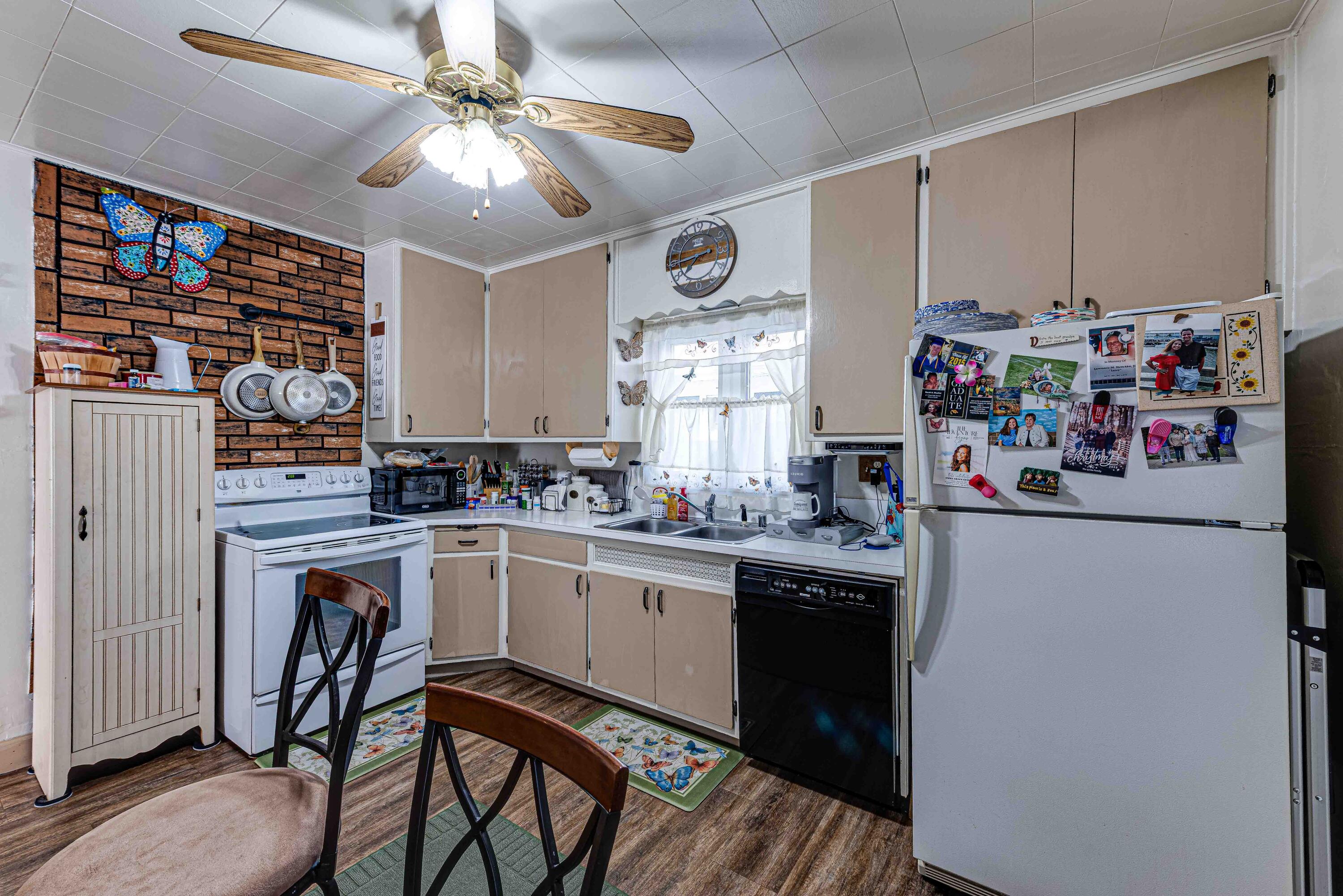 7311 34th Avenue Kenosha, WI 53142 - Photo 20 of 30 DSC_0701