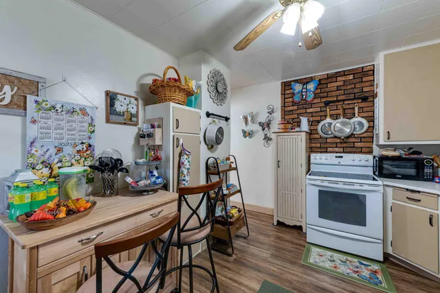 $284,900 | 7311 34th Avenue, Kenosha, WI 53142