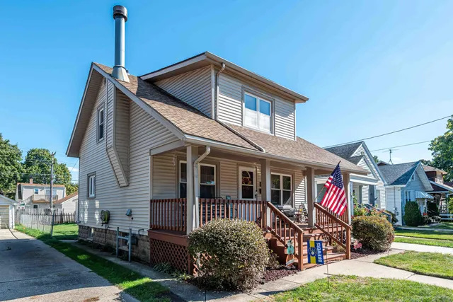 $284,900 | 7311 34th Avenue, Kenosha, WI 53142