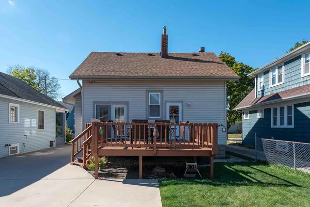 $284,900 | 7311 34th Avenue, Kenosha, WI 53142