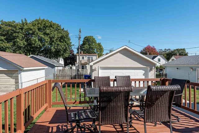 $284,900 | 7311 34th Avenue, Kenosha, WI 53142