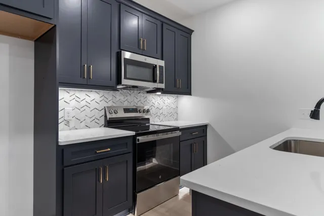 $2,195 | 9 Holland Park, Clarksville, TN 37043