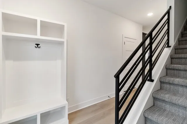 $2,195 | 9 Holland Park, Clarksville, TN 37043