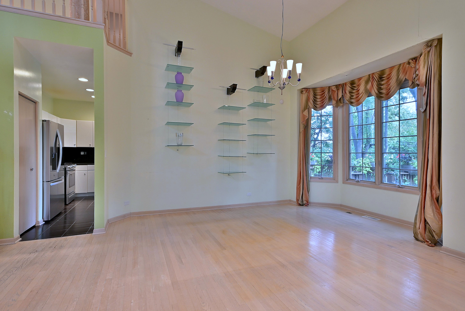 1735 Park Ridge Point Park Ridge, IL 60068 - Photo 6 of 64 a view of an empty room with a window