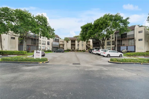 $144,900 | 7750 West McNab Road, Unit 203, Tamarac, FL 33321