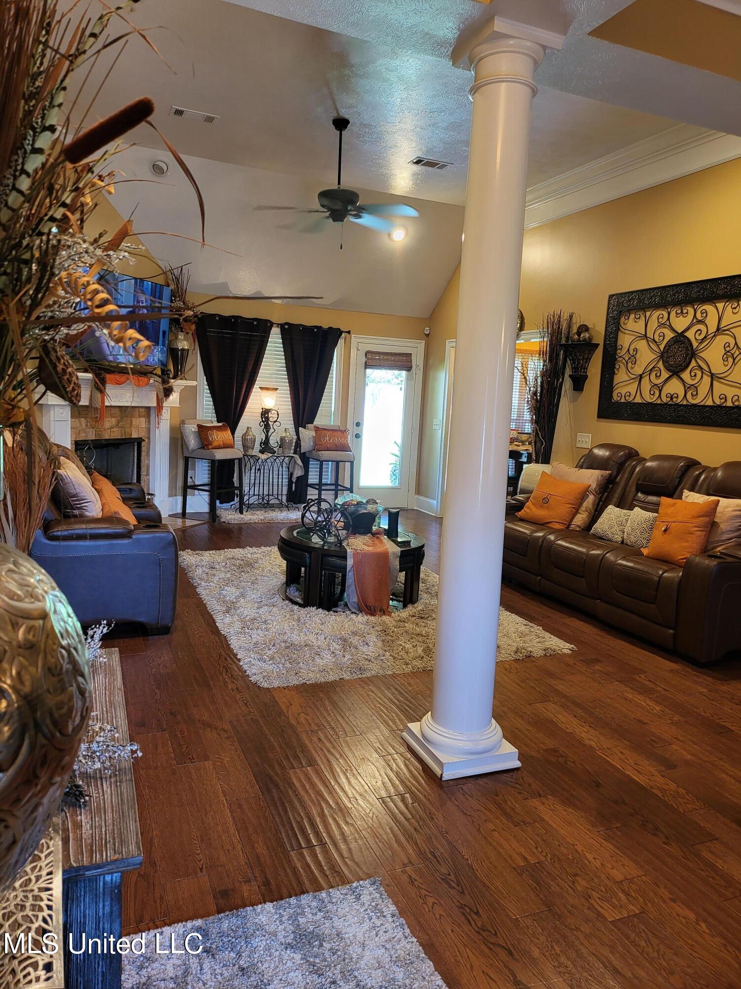 177 Copper Ridge Lane Florence, MS 39073 - Photo 5 of 32 20220912_123738