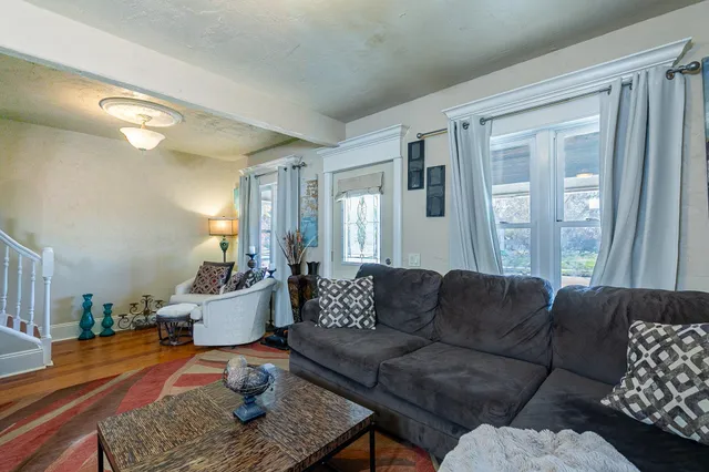 $167,500 | 1424 East College Avenue, Appleton, WI 54915