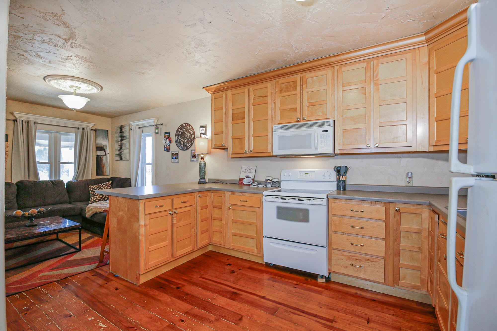 1424 East College Avenue Appleton, WI 54915 - Photo 6 of 16