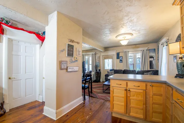 $167,500 | 1424 East College Avenue, Appleton, WI 54915