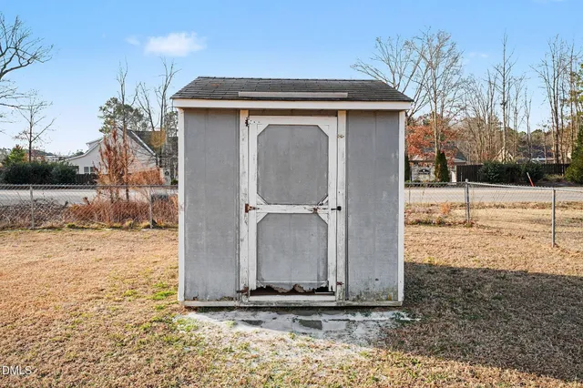 a view of an outdoor space and a yard
