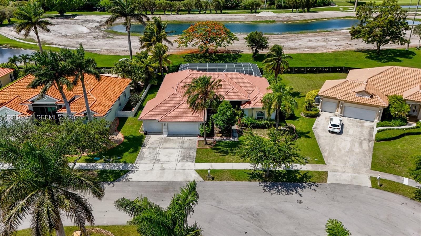 2575 Muirfield Terrace Homestead, FL 33035 - Photo 2 of 64