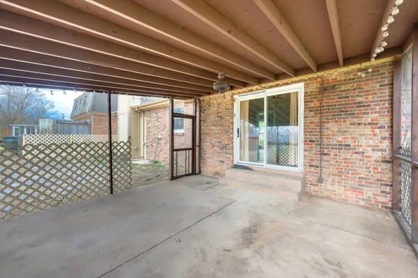 a view of front door with outdoor space