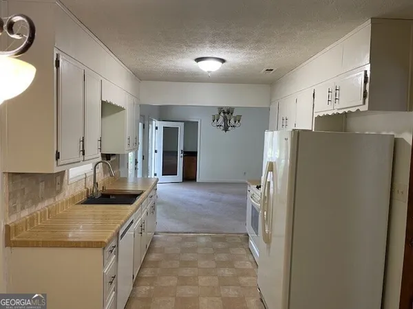 $2,395 | 100 Sandown Drive, Peachtree City, GA 30269