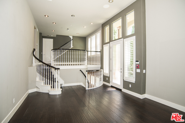 5701 Kiyot Way, Unit 2 Playa Vista, CA 90094 - Photo 2 of 44