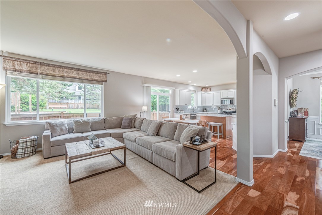 16119 40th Avenue Southeast Bothell, WA 98012 - Photo 17 of 33 Gallery Image 17