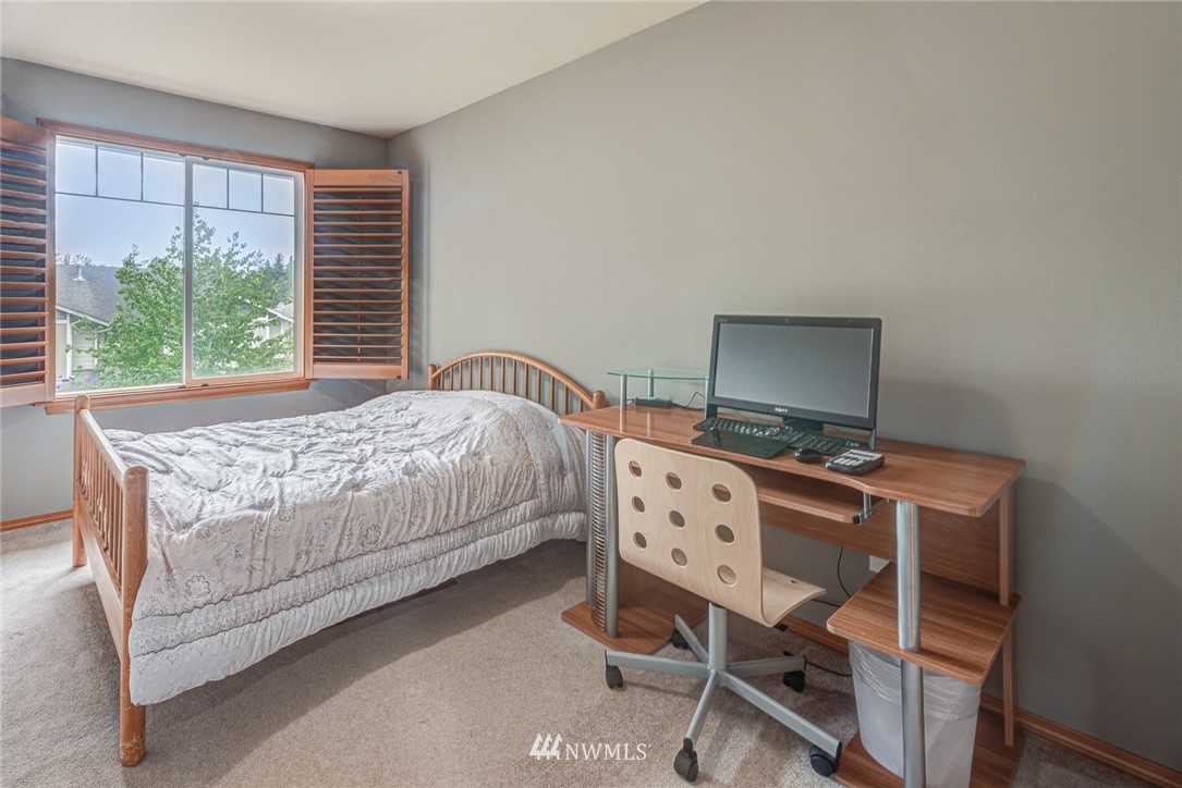 16119 40th Avenue Southeast Bothell, WA 98012 - Photo 25 of 33 Gallery Image 25