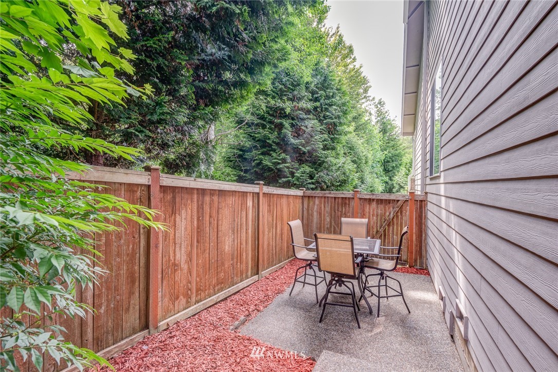 16119 40th Avenue Southeast Bothell, WA 98012 - Photo 29 of 33 Gallery Image 29