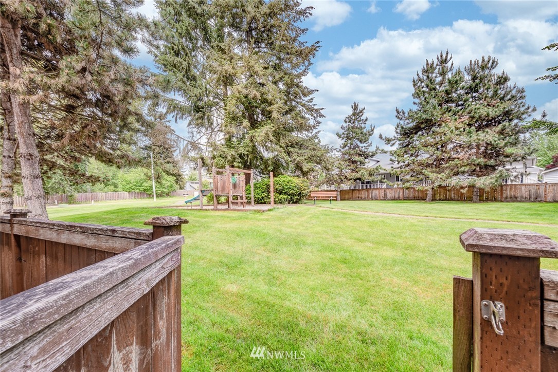 16119 40th Avenue Southeast Bothell, WA 98012 - Photo 30 of 33 Gallery Image 30