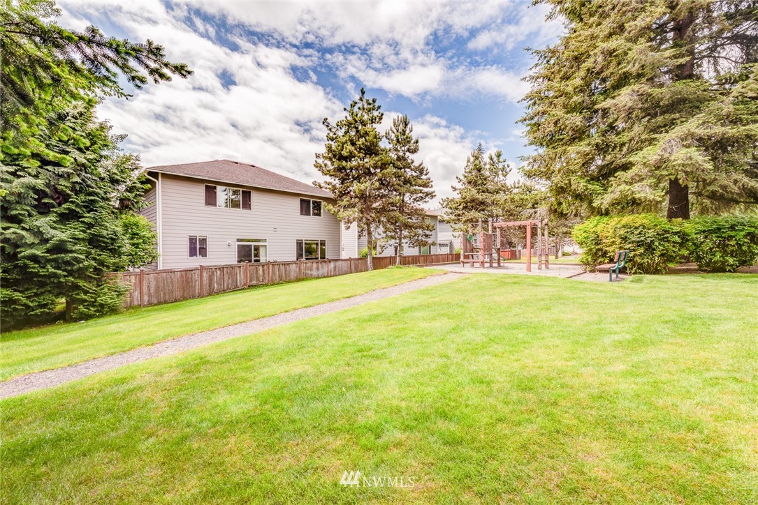 16119 40th Avenue Southeast Bothell, WA 98012 - Photo 32 of 33 Gallery Image 32