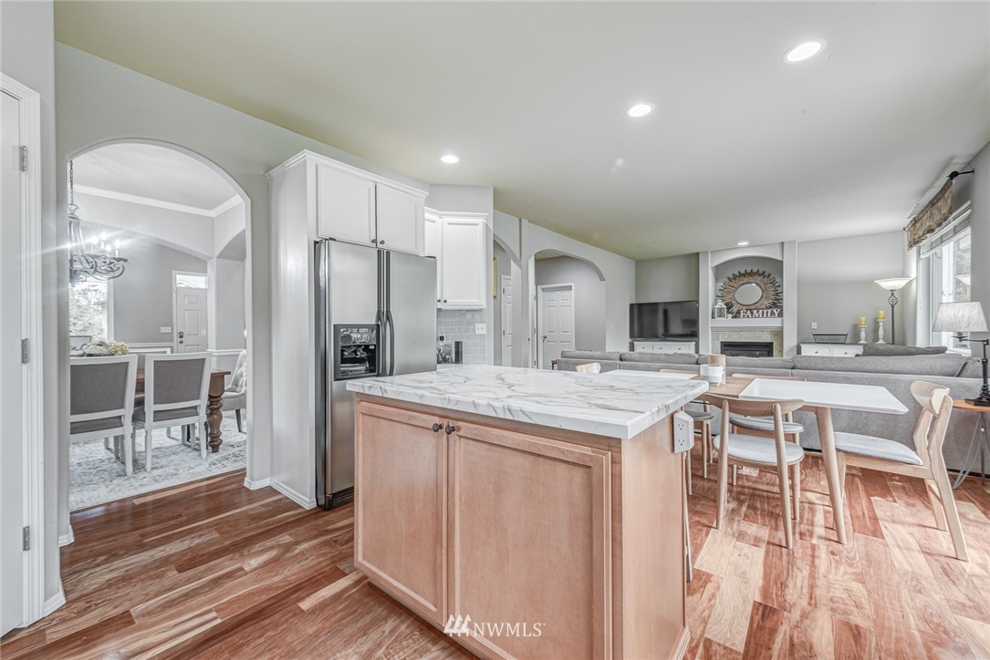 16119 40th Avenue Southeast Bothell, WA 98012 - Photo 10 of 33 Gallery Image 10