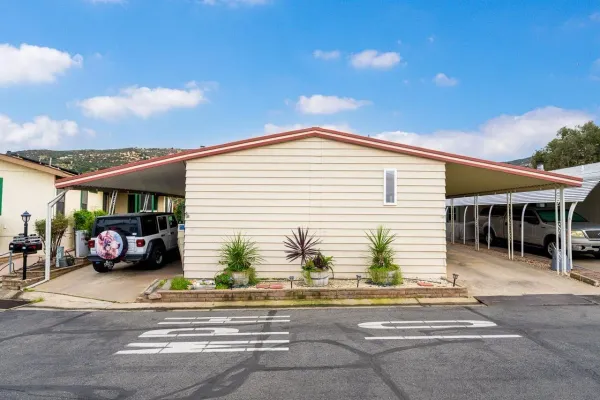 $378,800 | 15420 Olde Highway 80, Unit SPC 114, El Cajon, CA 92021