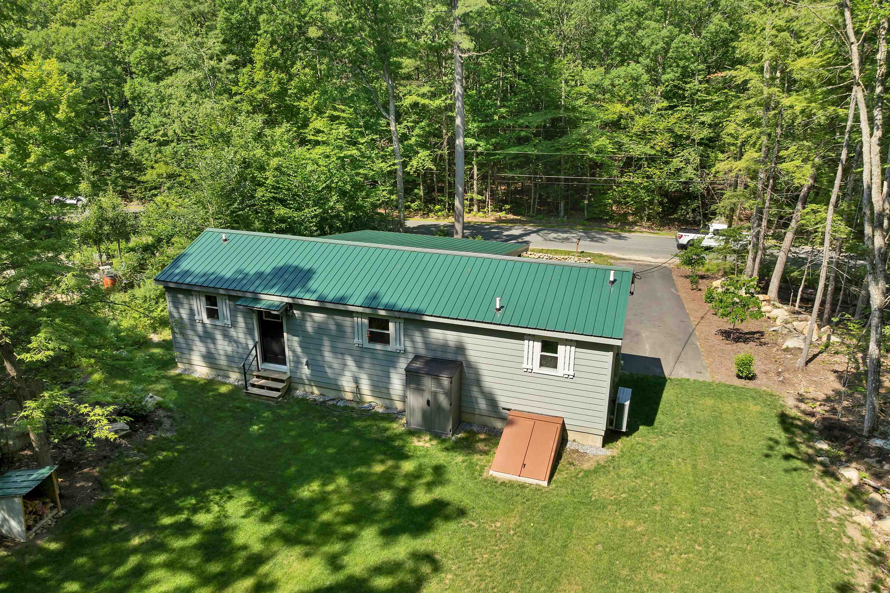 616 Deer Meadow Road Webster, NH 03303 - Photo 7 of 41