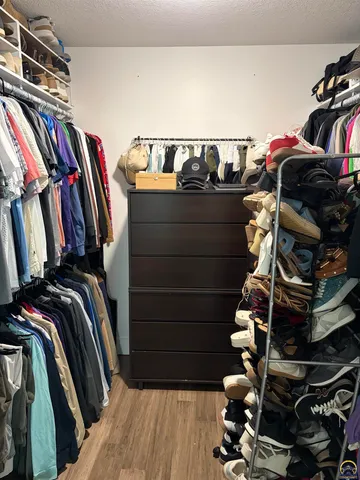 $399,000 | 3502 Southwest Stonybrook Drive, Topeka, KS 66614