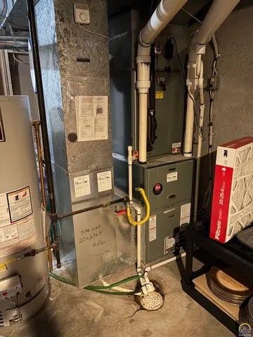 $399,000 | 3502 Southwest Stonybrook Drive, Topeka, KS 66614