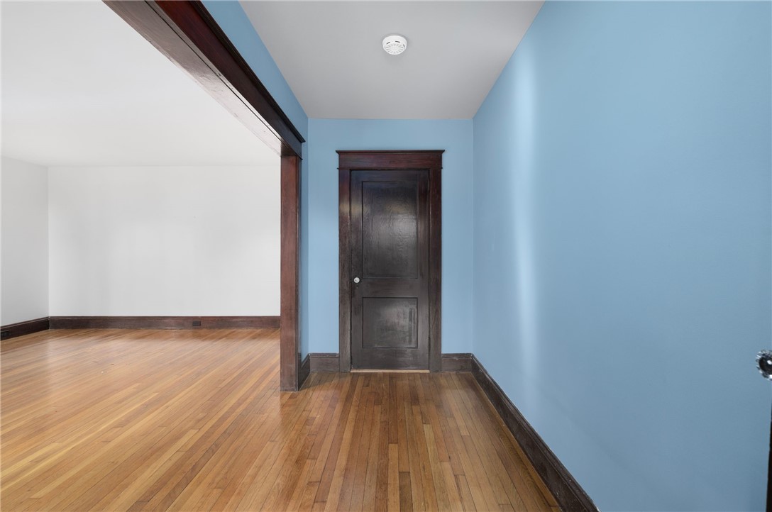 31 Cranston Avenue, Unit 3 Newport, RI 02840 - Photo 11 of 44