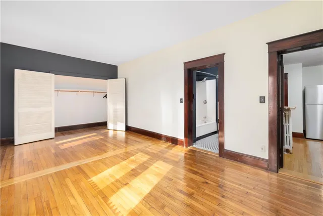 $3,000 | 31 Cranston Avenue, Unit 3, Newport, RI 02840