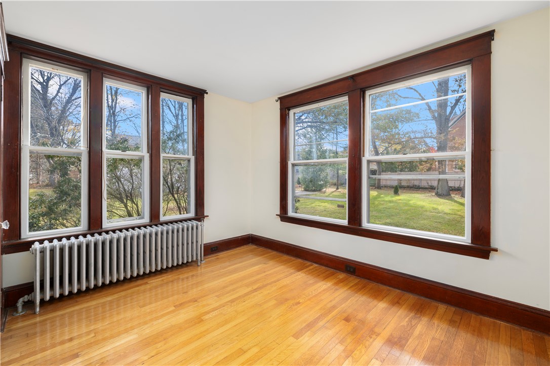 31 Cranston Avenue, Unit 3 Newport, RI 02840 - Photo 33 of 44